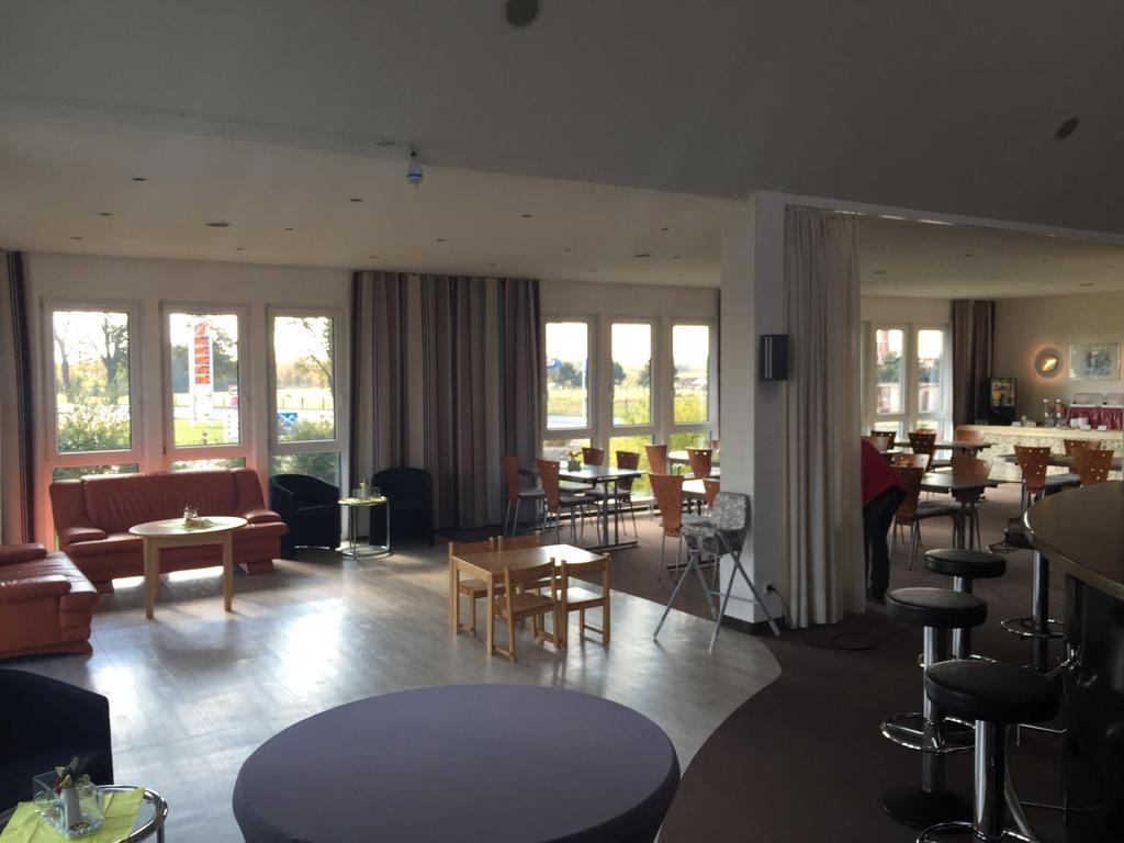 Ak 1 Hotel Ducherow Экстерьер фото